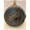 Image 2 : Cast iron frying pan