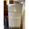 Image 1 : Fridge