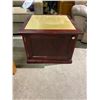 Image 1 : side table