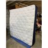 Image 1 : Silk and Snow king size mattress