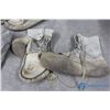 Image 2 : (4) Pairs of Mukluks