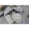 Image 4 : (4) Pairs of Mukluks