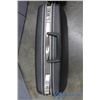 Image 7 : **(2) Samsonite Suitcases