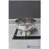 Image 1 : Old English Repro Flower Bowl w/Wire Frog