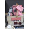 Image 9 : Hat Box w/Assorted Items & Pamper Gift Box