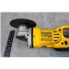 Image 4 : DeWalt Side Grinder 20v Battery No Charger