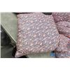 Image 2 : (6) Throw Accent Pillows