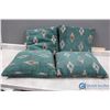 Image 1 : (4) Throw Pillows