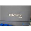 Image 3 : **Plastic Cooler (Gott Brand) w/ (7) Assorted Ice Packs