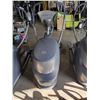 Image 2 : OCTANE FITNESS PRO 3700 COMMERCIAL ELLIPTICAL CROSS TRAINER WITH HEADPHONE JACK