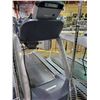 Image 2 : PRECOR FLEX DECK 120V 20AMP COMMERCIAL TREADMILL WITH HEADPHONE JACK
