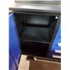 Image 2 : BLUE STEELMAN 18 DRAWER 4 DOOR HUTCH WORK BENCH H67" X W87" X D23" WITH ANTI-SLIP LINING
