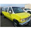 Image 2 : 1995 FORD ECONOLINE E-250, 5DR VAN, WHITE & GREEN, VIN # 1FTFE24H2SHB75880