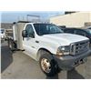 Image 2 : 2004 FORD F-450 XL SUPERDUTY, 2DR DUMP TRUCK, WHITE, VIN # 1FDXF46P24EA59225