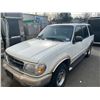 Image 1 : 1999 FORD EXPLORER EDDIE BAUER EDITION, 4DR SUV, WHITE, VIN # 1FMZU34E6XZA31287