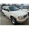 Image 2 : 1999 FORD EXPLORER EDDIE BAUER EDITION, 4DR SUV, WHITE, VIN # 1FMZU34E6XZA31287