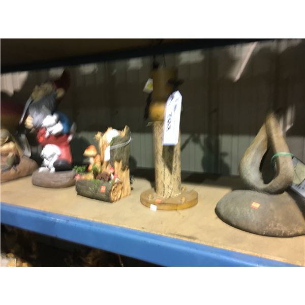 SHELF OF ASSORTED SMALL INDOOR/OUTDOOR DECORATIVE WATER FOUNTAINS AND GARDEN ORNAMENTS