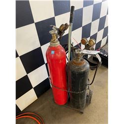 SMALL BLUE MOBILE TORCH CART WITH BOTTLES, HOSES, REGULATORS & TORCH HEAD