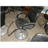 Image 1 : Salon Chair
