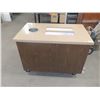 Image 1 : Condiment Table