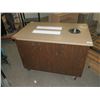 Image 2 : Condiment Table