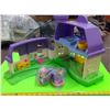 Image 4 : Frisher Price Little People Play House c/w people and working sounds