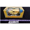 Image 1 : Home Hardware 37 Chev Coin Bank