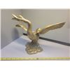 Image 1 : Solid brass goose, 10 inches tall - 15" wing span