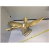 Image 2 : Solid brass goose, 10 inches tall - 15" wing span