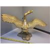 Image 4 : Solid brass goose, 10 inches tall - 15" wing span