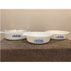 Lot of 3 Anchor Hocking casseroles, 2 #437 - no lids, 1 #433 with lid, no chips or cracks