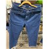 Image 1 : Ladies Straight Fit Jeans (30 x 29)