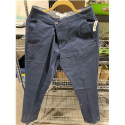 Blue Khaki Pants (33 x 34)