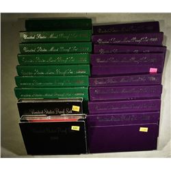 U.S. PROOF SET LOT: