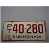 Image 2 : 1975 1976 SASK LICENSE PLATES