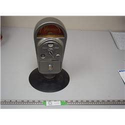 VINTAGE PARKING METRE WITH KEY RHOADES