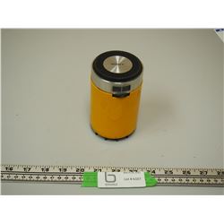 SONY AM RADIO BATTERY POWERED (5 IN TALL) X3 IN DIAMETER)