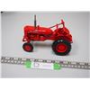 Image 3 : ERTC FARMWALL TOY TRACTOR 1991 6 1/2 LONG