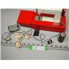 Image 3 : KIDS MINI SEWING MACHINE (SEWETTE) BATTERY POWERED WITH CASE