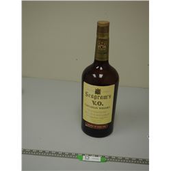 SEAGRAMS V.O CANADIAN WHISKEY 133 1/3 OZ GLASS BOTTLE 1968