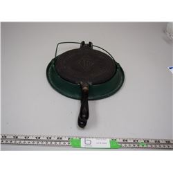 STOVE TOP CAST IRON WAFFLE IRON (TAYLOR FORBES)