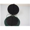 Image 4 : STOVE TOP CAST IRON WAFFLE IRON (TAYLOR FORBES)