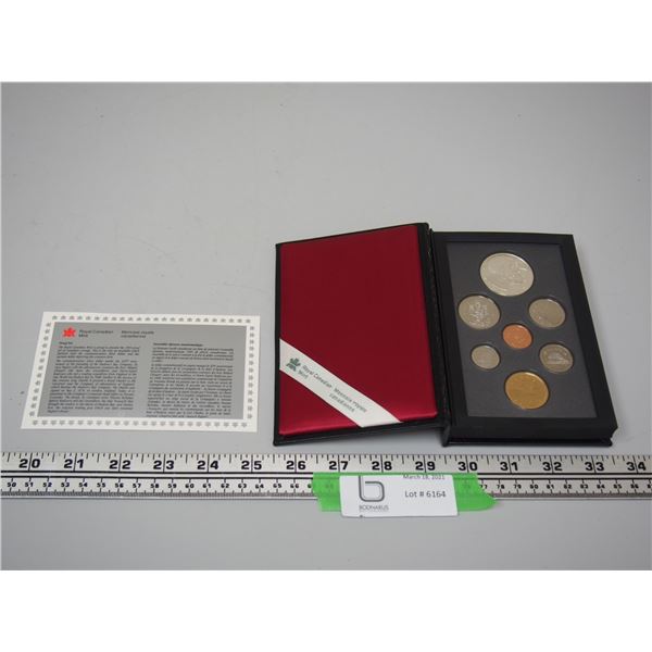 ROYAL CANADIAN MINT 1995 PROOF SET OF COINS IN CASE