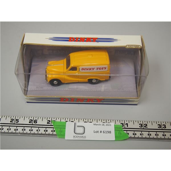 MATCHBOX DINKY TOY 1953 AUSTIN A40 1990 1/43 SCALE