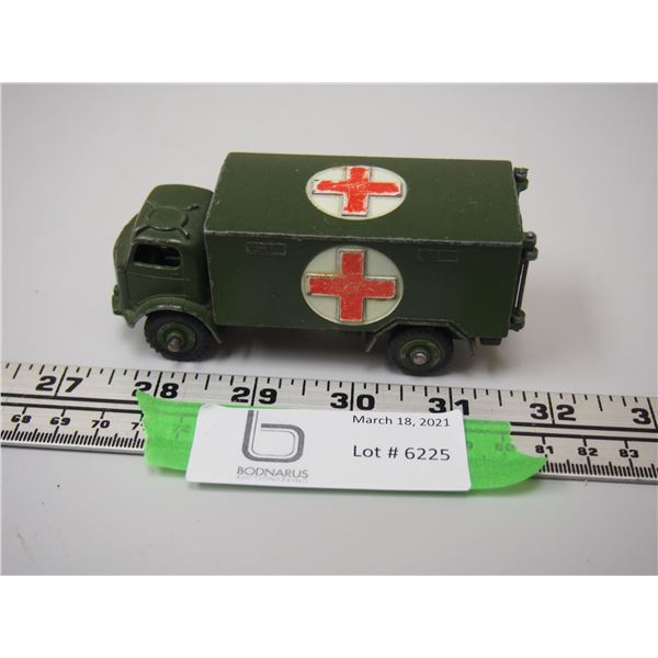 DINKY TOYS MILITARY AMBULANCE (1 DOOR HINGE IS BROKEN OFF 4 1/4 IN LONG)