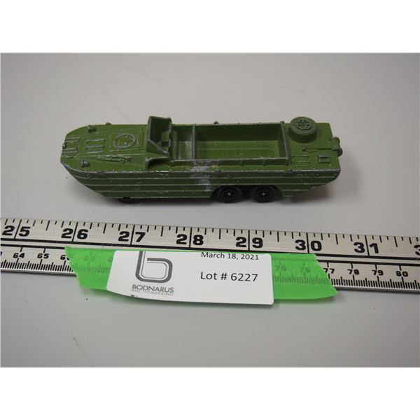 DINKY TOYS DUKW AMPHIBIAN (5 IN LONG)