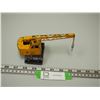 Image 3 : DINKY SUPER TOYS COLES MOBILE CRANE (COMPLETE AND WORKING) (3 1/2 IN LONG 6 3/4 IN TALL)