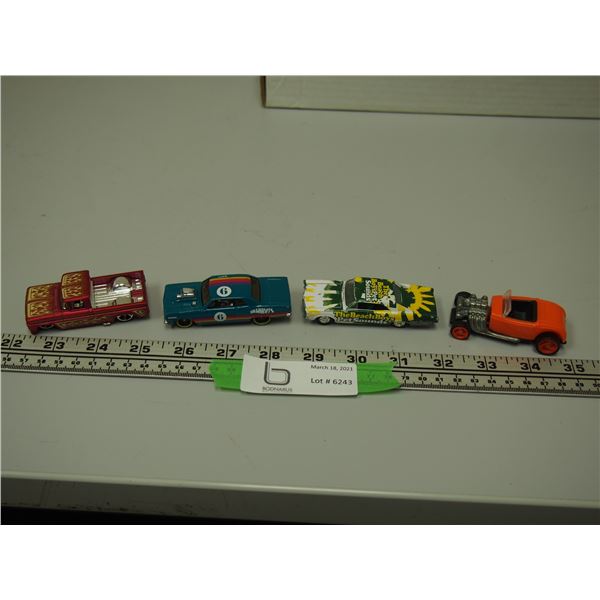 4 HOTWHEELS TOYS