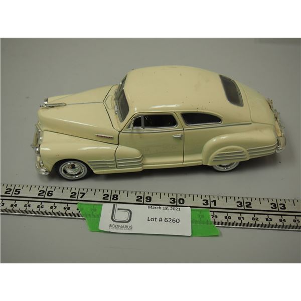 1948 CHEV ARESEDAN FLEETLINE 1/24 SCALE TOY CAR