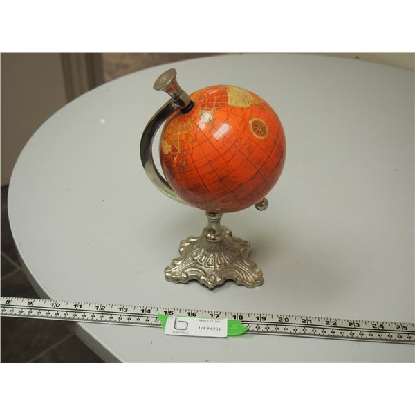 MINI GLOBLE (10 IN TALL) (SMALL DAMAGE ON BOTTOM)